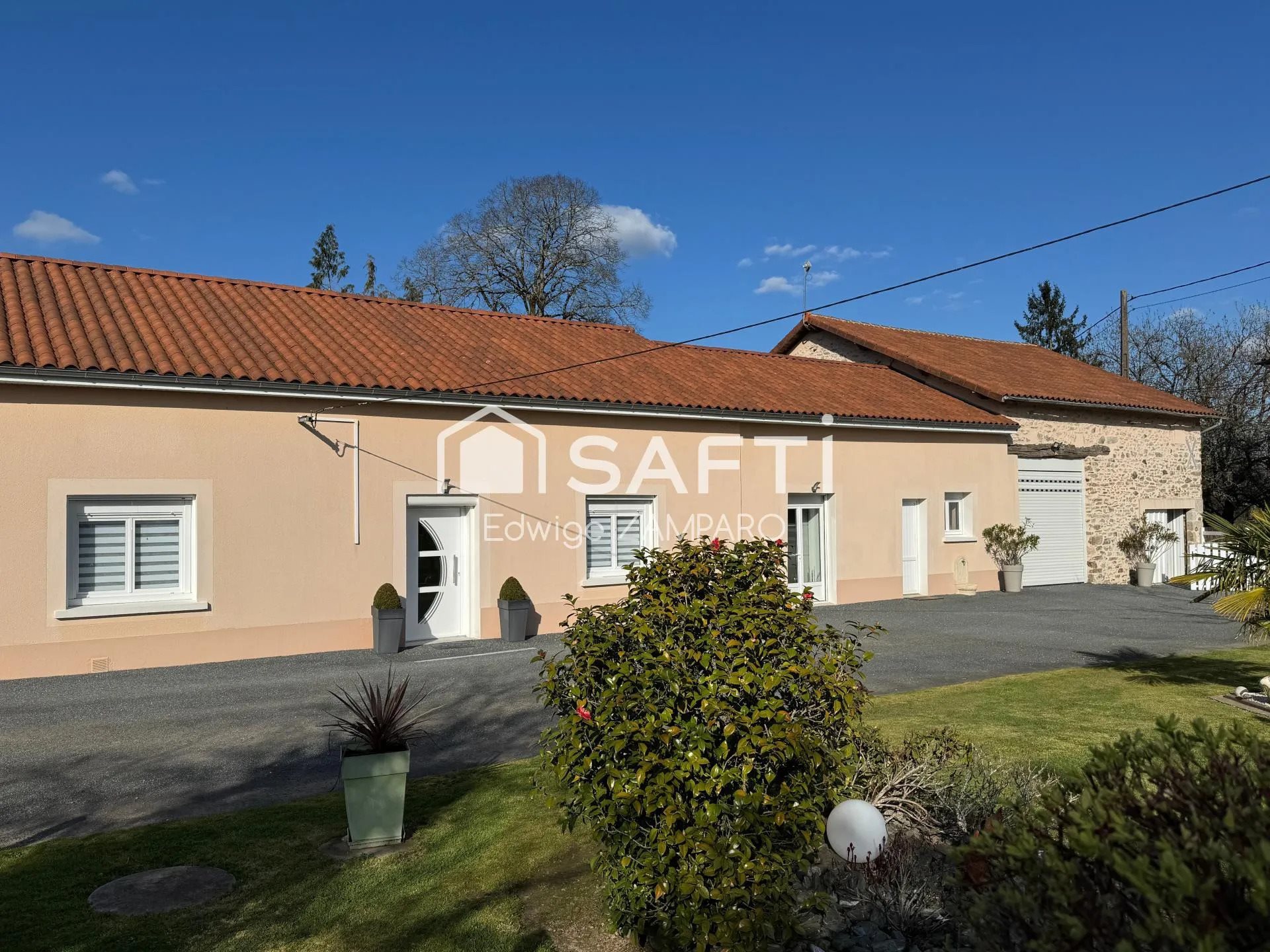 Maison à vendre, 132m², Saint-Bazile
