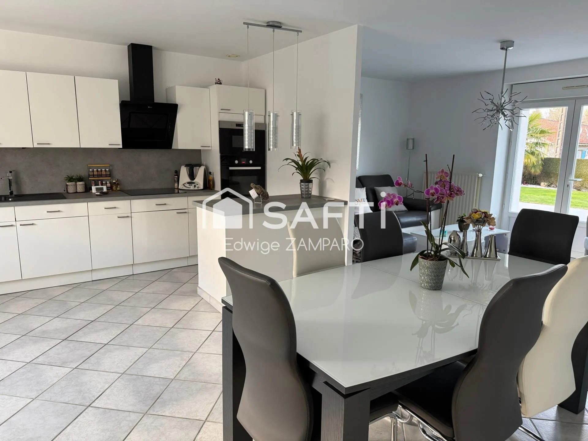 Maison à vendre, 132m², Saint-Bazile
