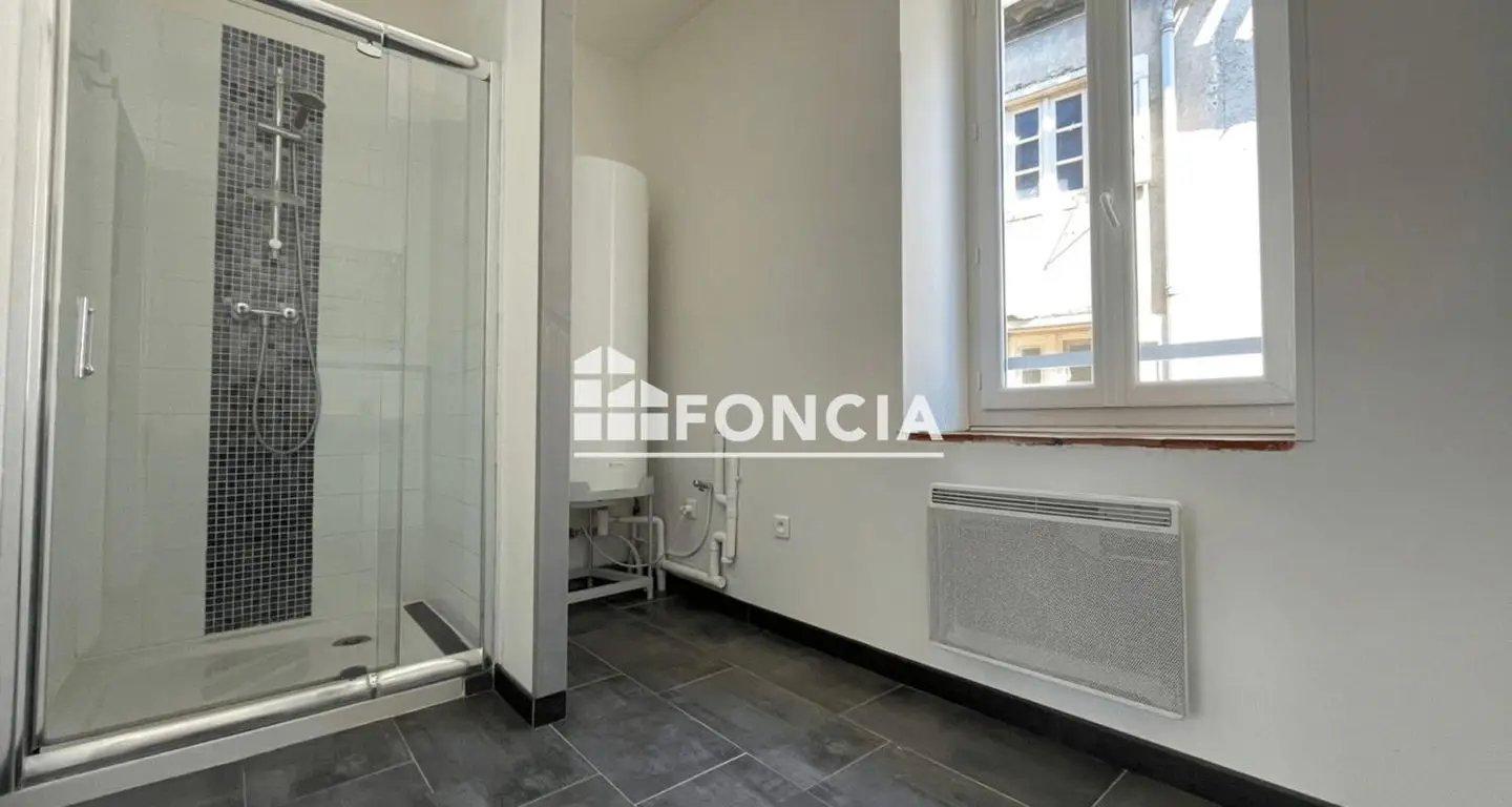 Appartement à louer, 52m², Villegailhenc