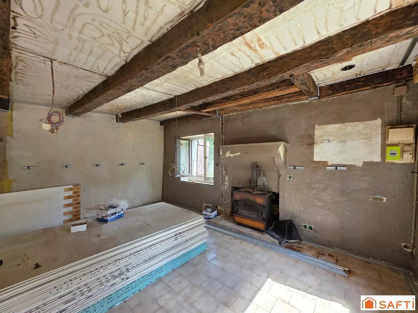 Maison à vendre, 45m², Lusignan