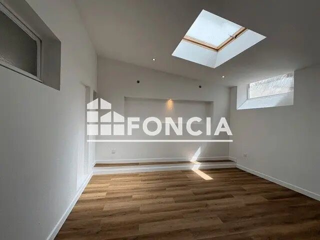 Appartement à louer, 69m², Lourdes