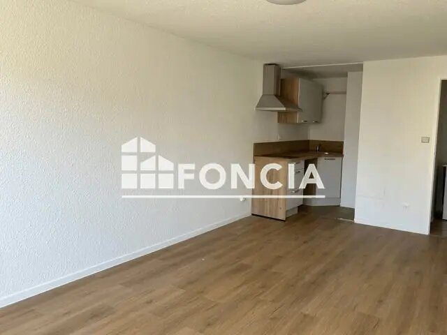 Appartement à louer, 45m², Lourdes
