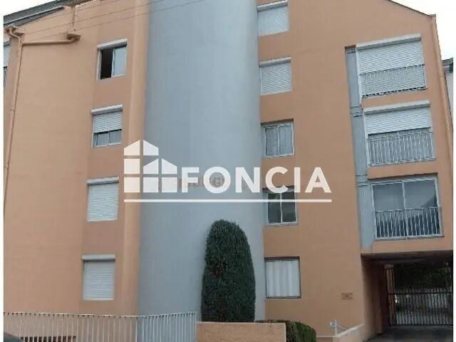 Appartement à louer, 45m², Lourdes