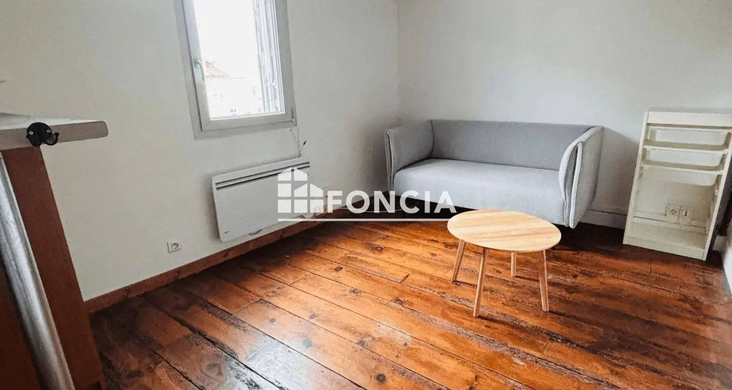 Appartement à louer, 35m², Pau