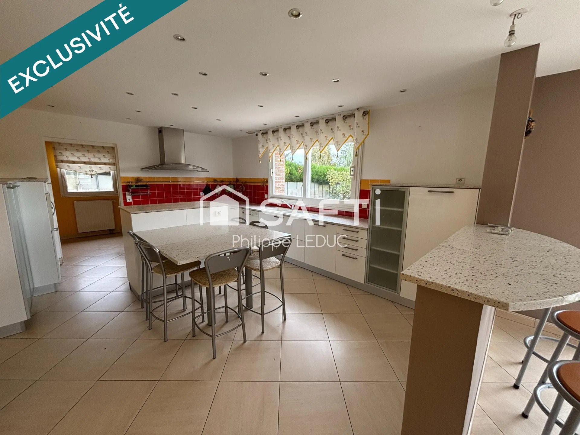 Maison à vendre, 199m², Cambrai