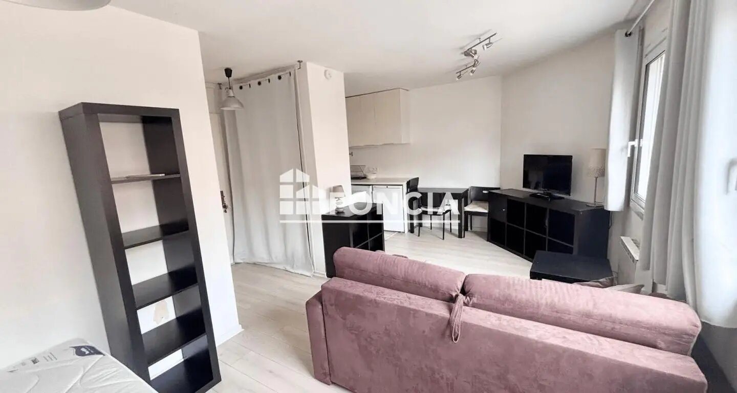Appartement à louer, 28m², Divonne-les-Bains