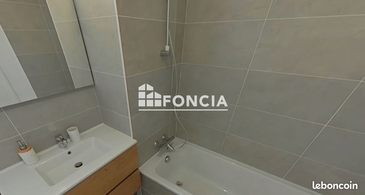 Appartement à louer, 69m², Crozet