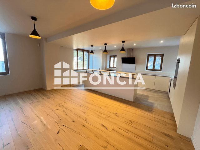 Maison à louer, 348m², Chens-sur-Léman