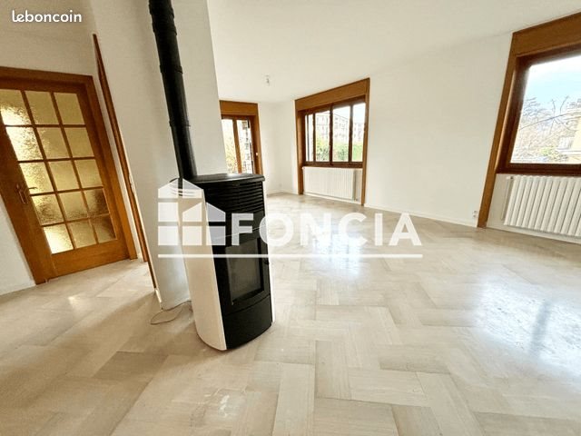 Maison à louer, 116m², Saint-Julien-en-Genevois