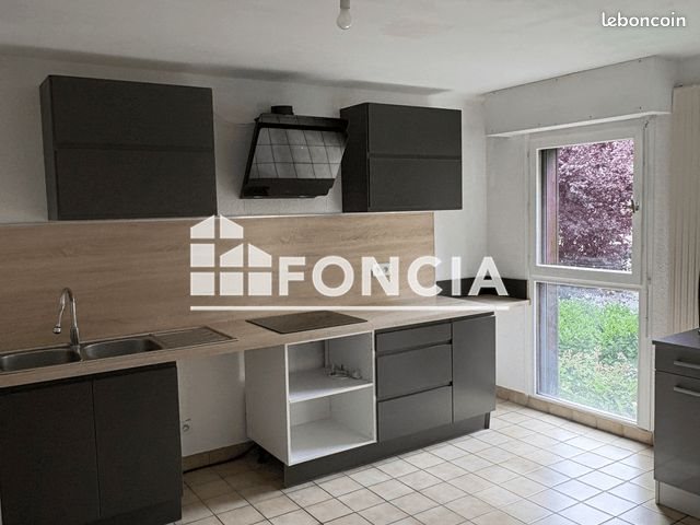 Appartement à louer, 76m², Cluses