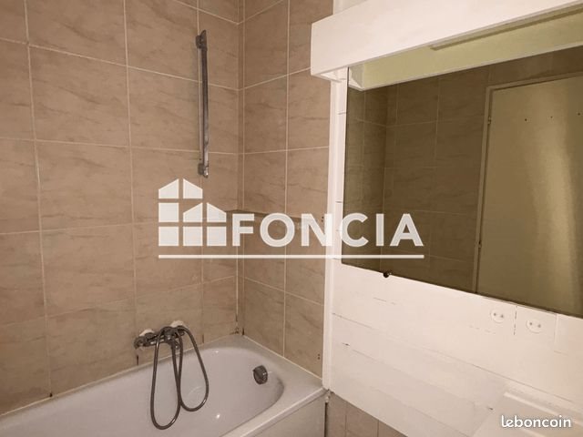 Appartement à louer, 76m², Cluses