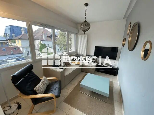 Appartement à louer, 77m², Evian-les-Bains