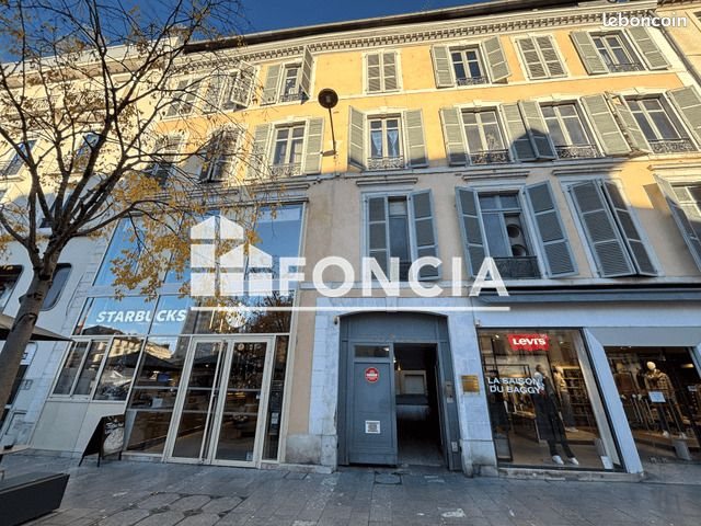 Appartement à louer, 53m², Pau