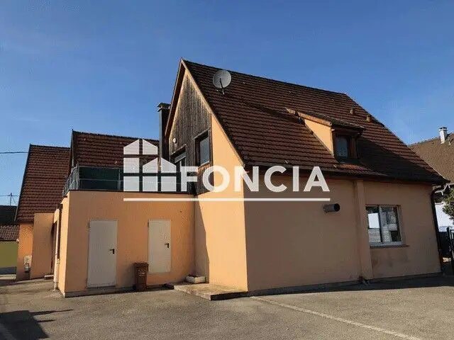 Appartement à louer, 68m², Houssen