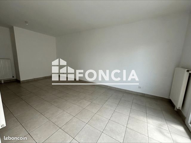Appartement à louer, 49m², Loos