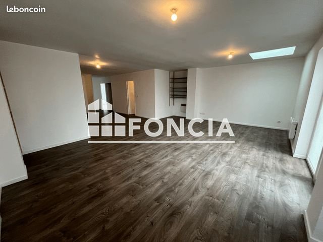 Appartement à louer, 109m², Roubaix