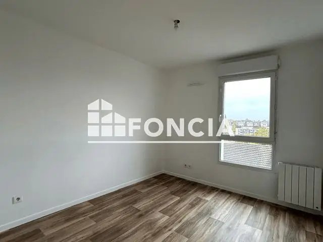 Appartement à louer, 74m², Lens