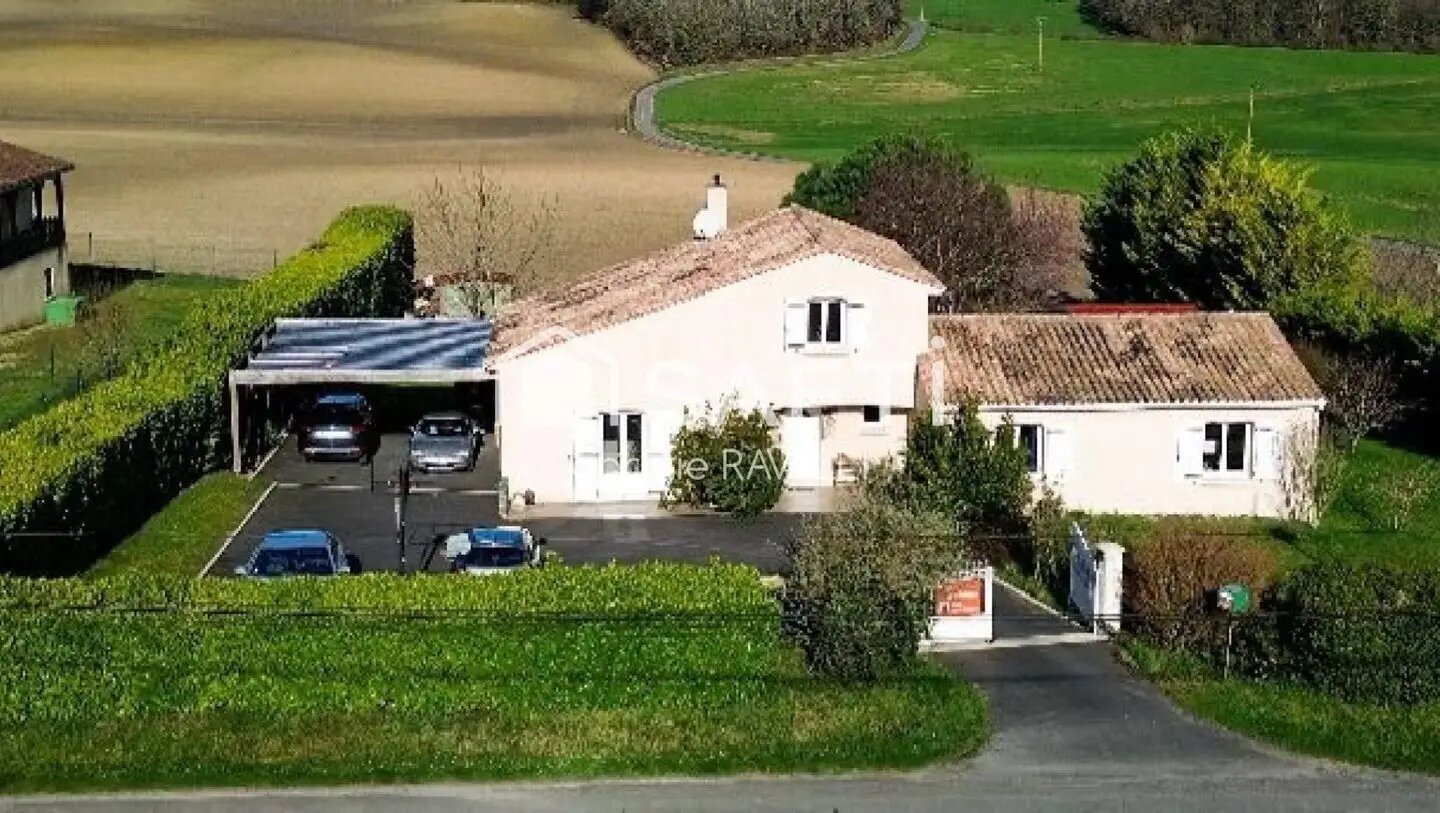 Maison à vendre, 163m², Villebois-Lavalette