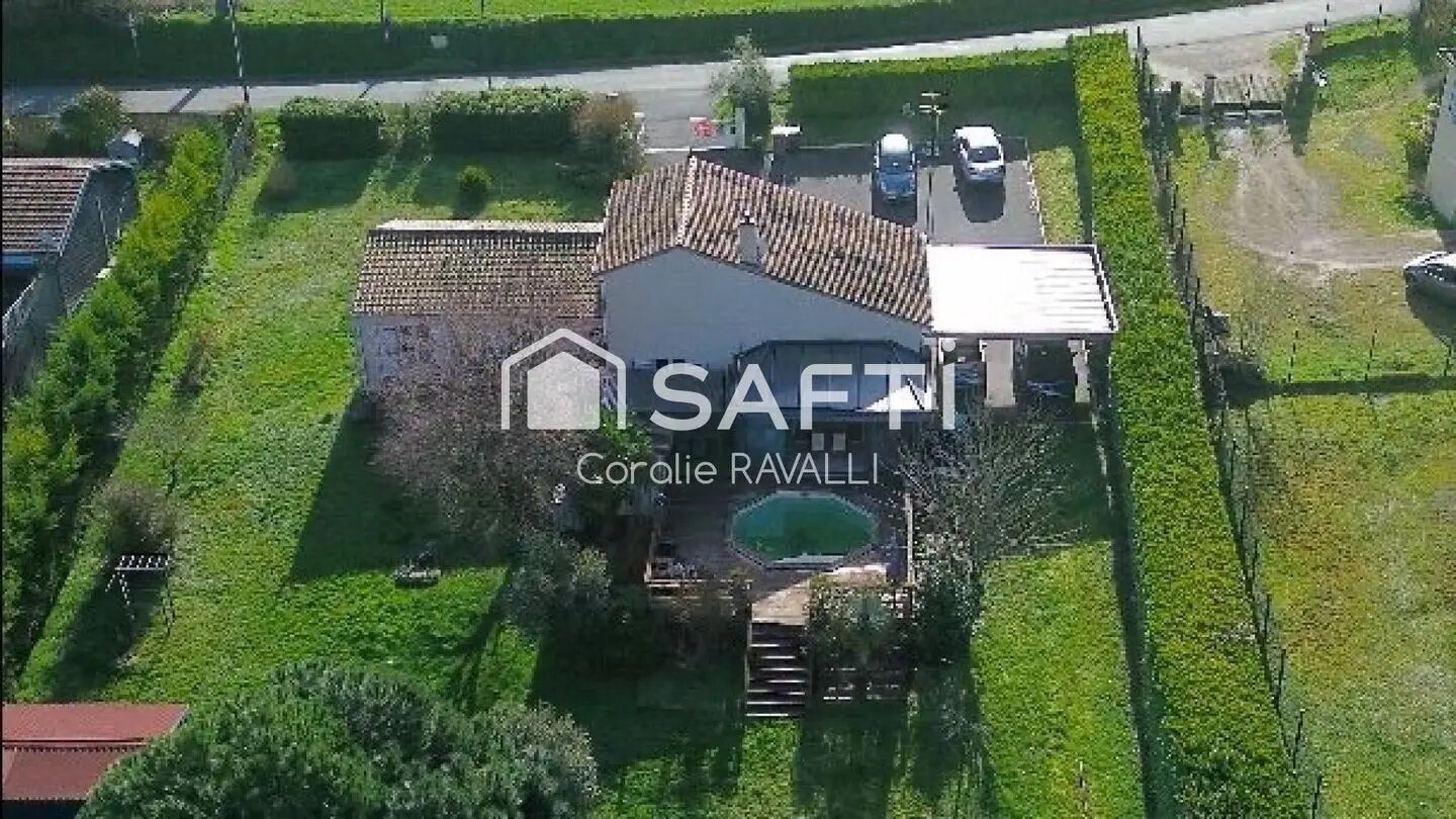 Maison à vendre, 163m², Villebois-Lavalette