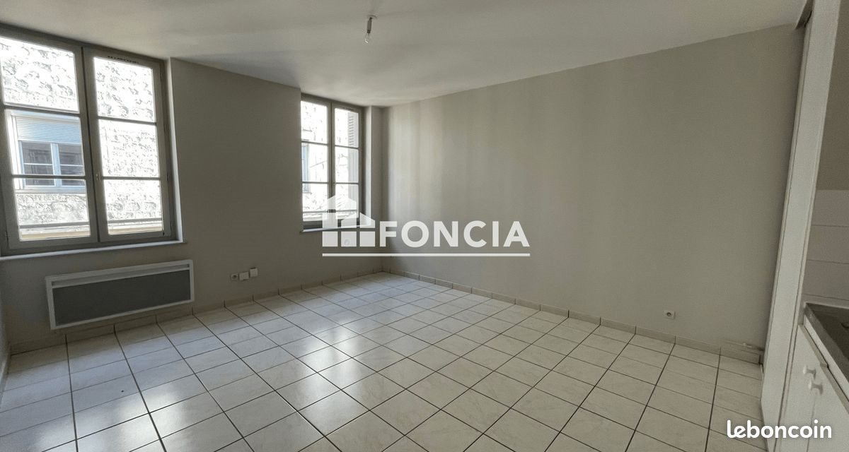 Appartement à louer, 27m², Saint-Etienne