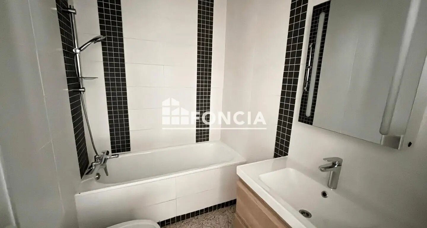 Appartement à louer, 45m², Villars