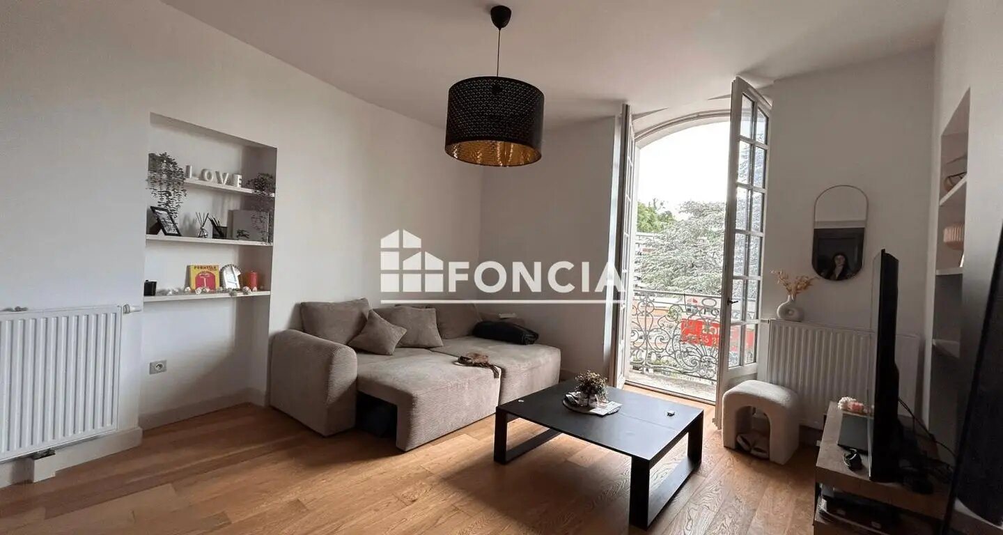 Appartement à louer, 47m², Royat