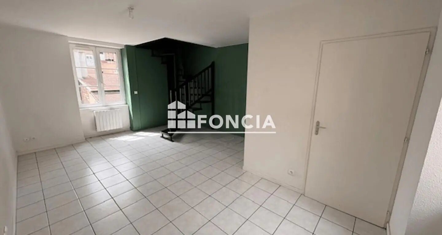 Appartement à louer, 49m², Saint-Etienne