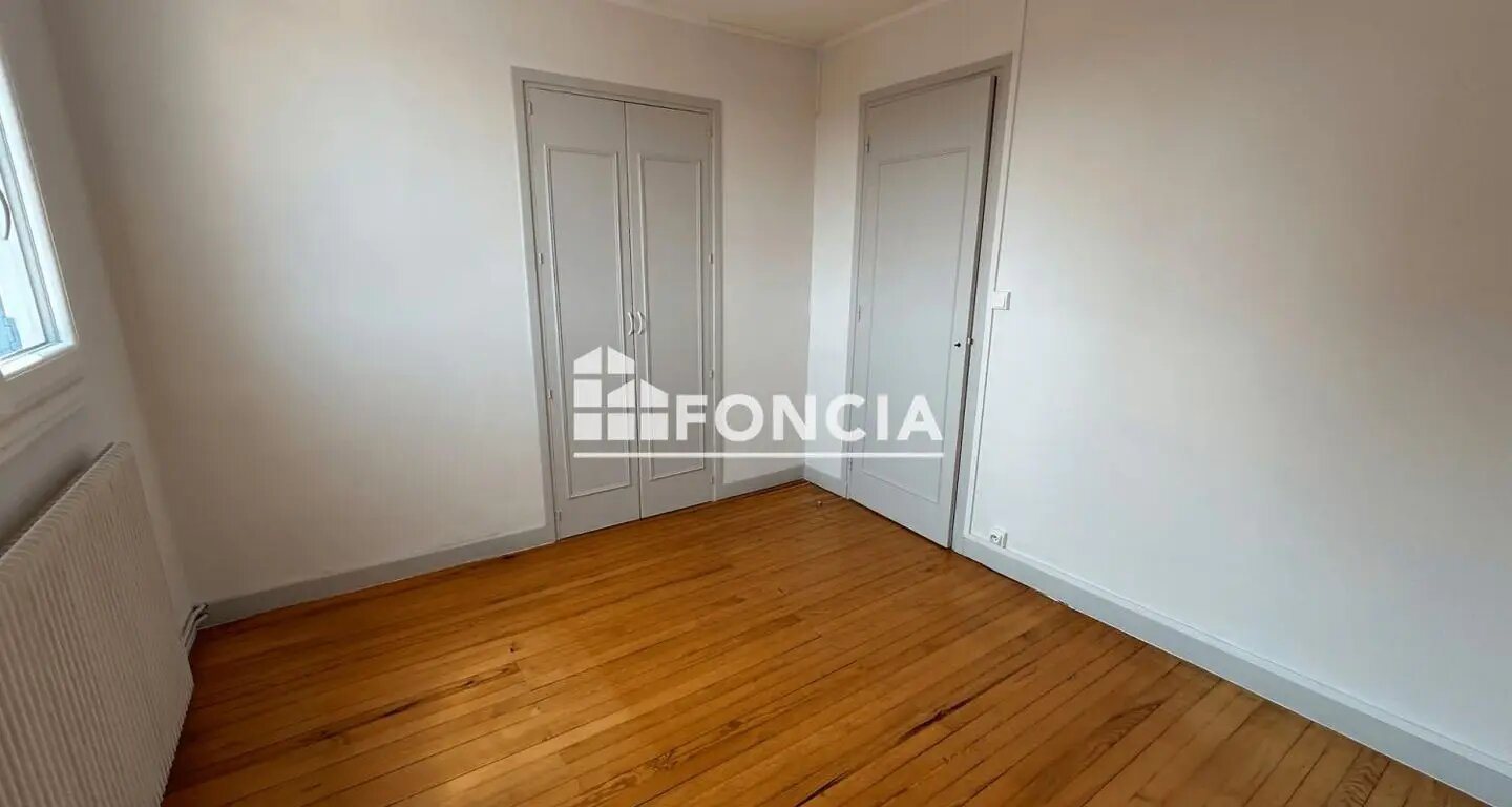 Appartement à louer, 59m², Roanne