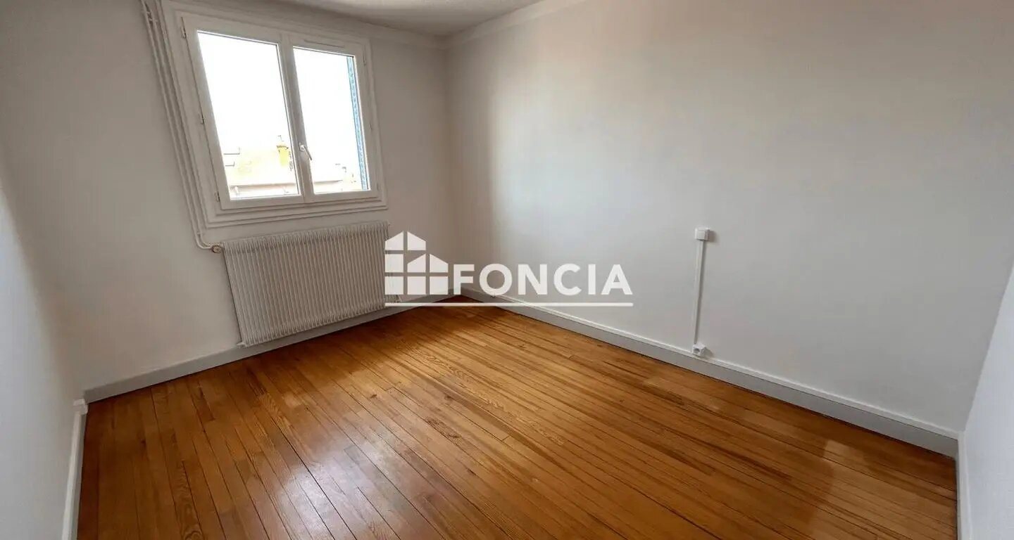Appartement à louer, 59m², Roanne