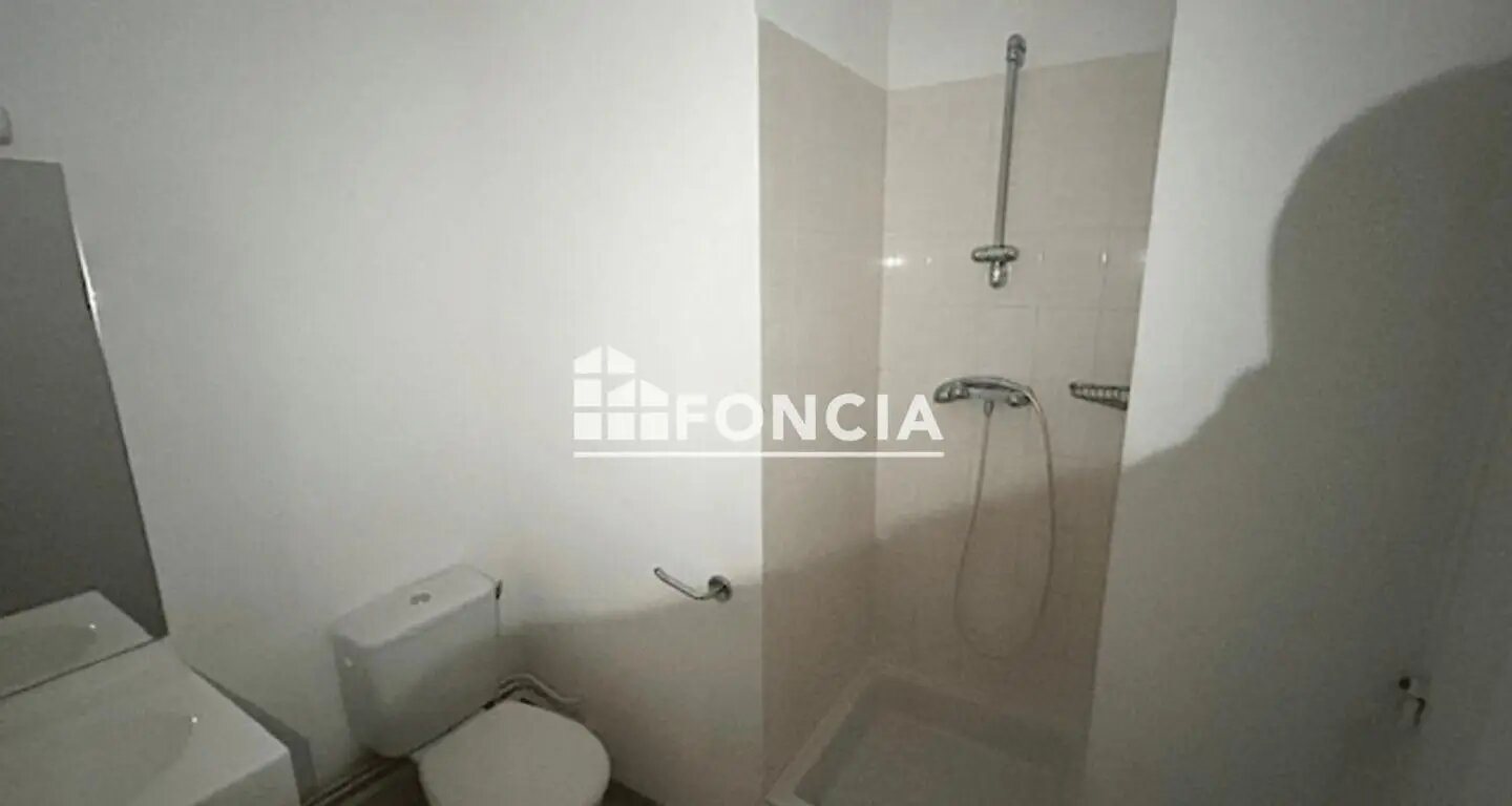 Appartement à louer, 19m², Saint-Étienne