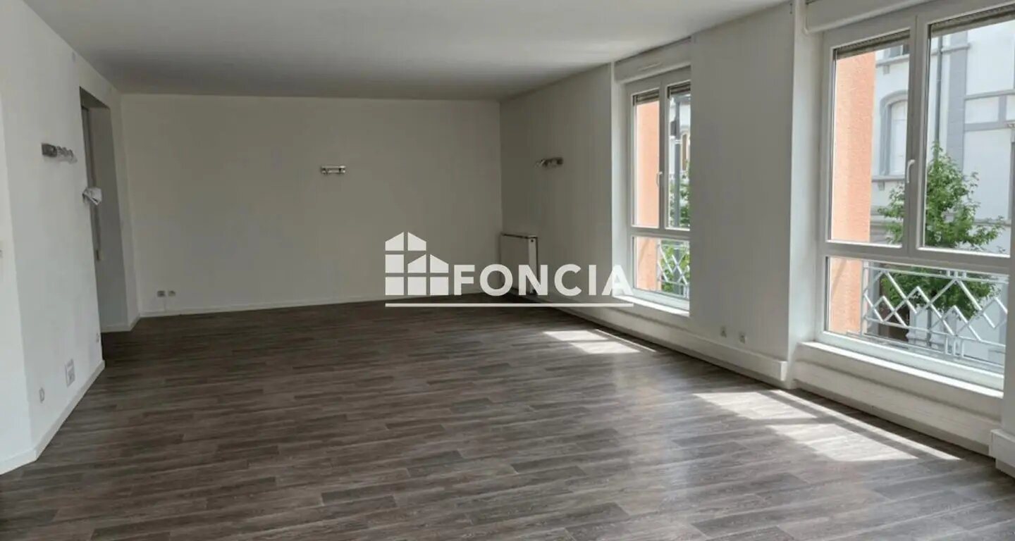 Appartement à louer, 143m², Roanne