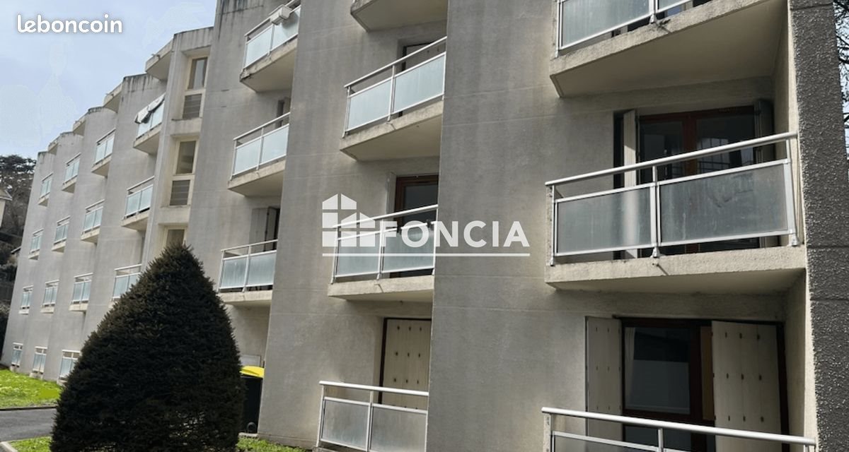 Appartement à louer, 27m², Saint-Etienne