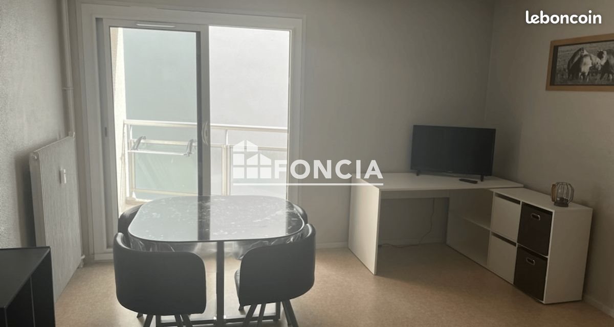 Appartement à louer, 27m², Saint-Etienne