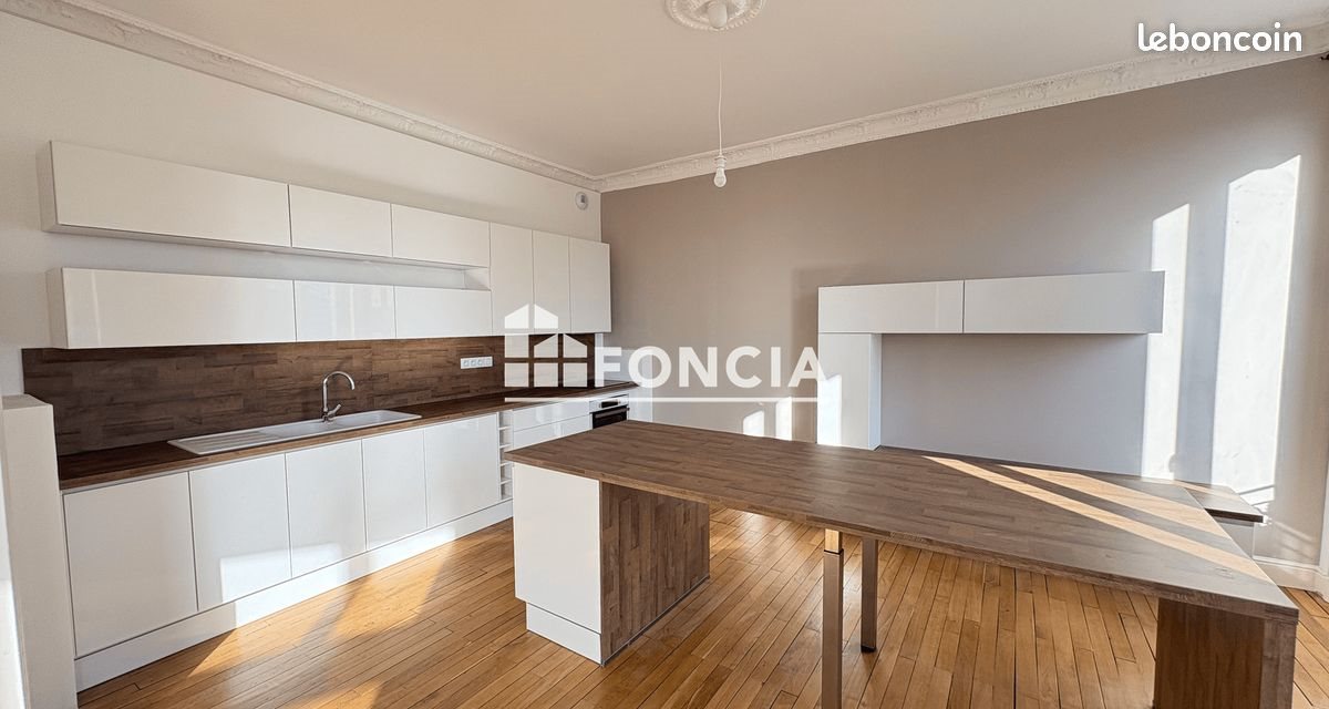 Appartement à louer, 132m², Clermont-Ferrand