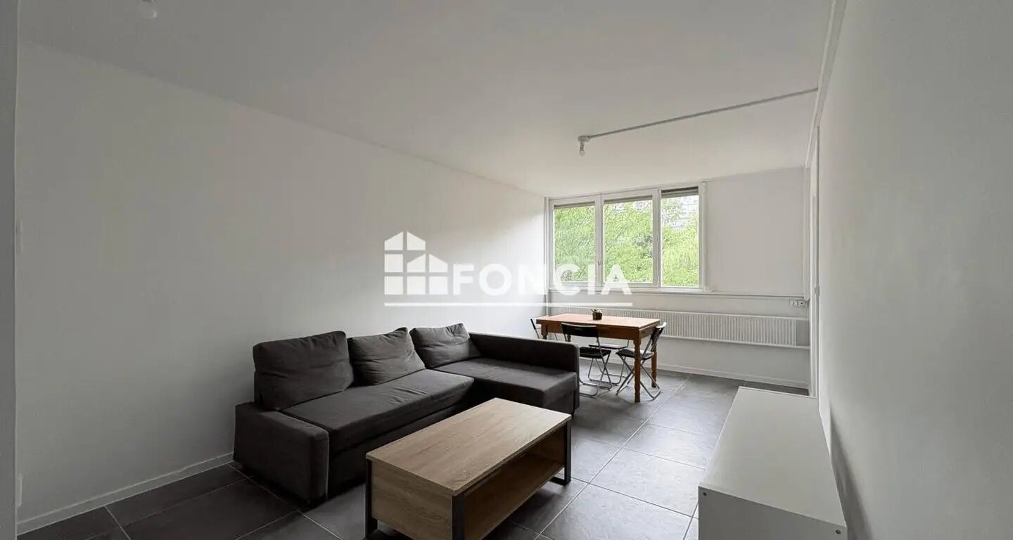 Appartement à louer, 44m², Saint-Etienne