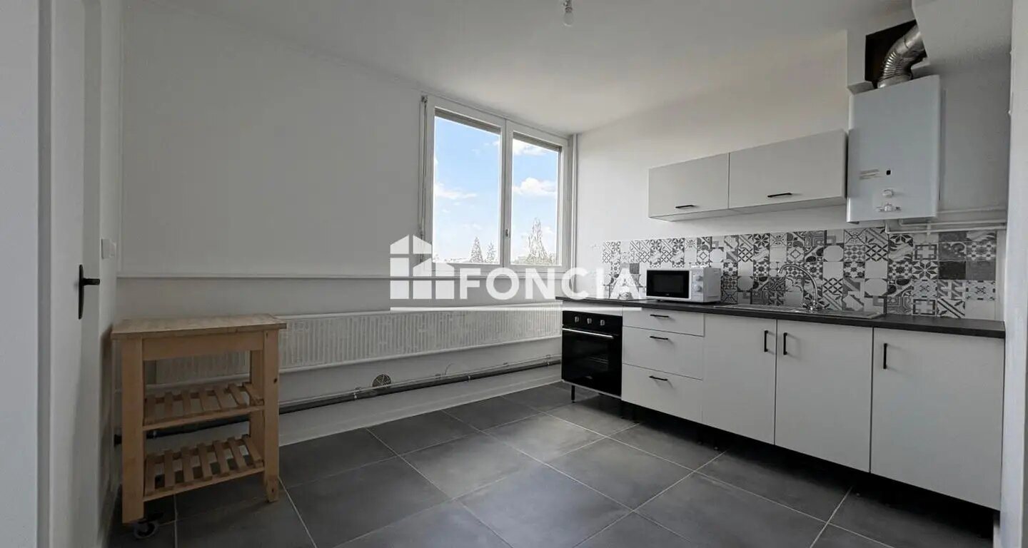Appartement à louer, 44m², Saint-Etienne