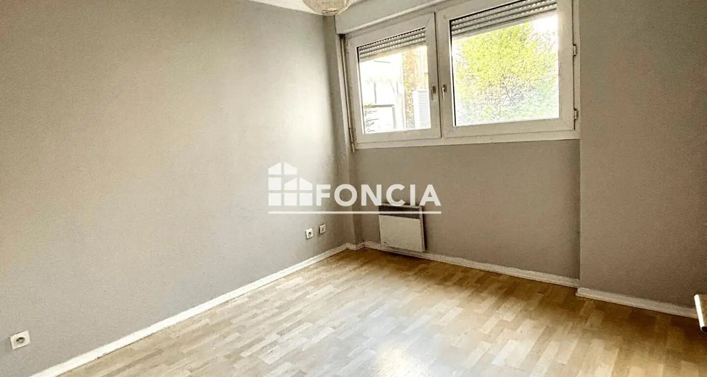 Appartement à louer, 44m², Saint-Étienne