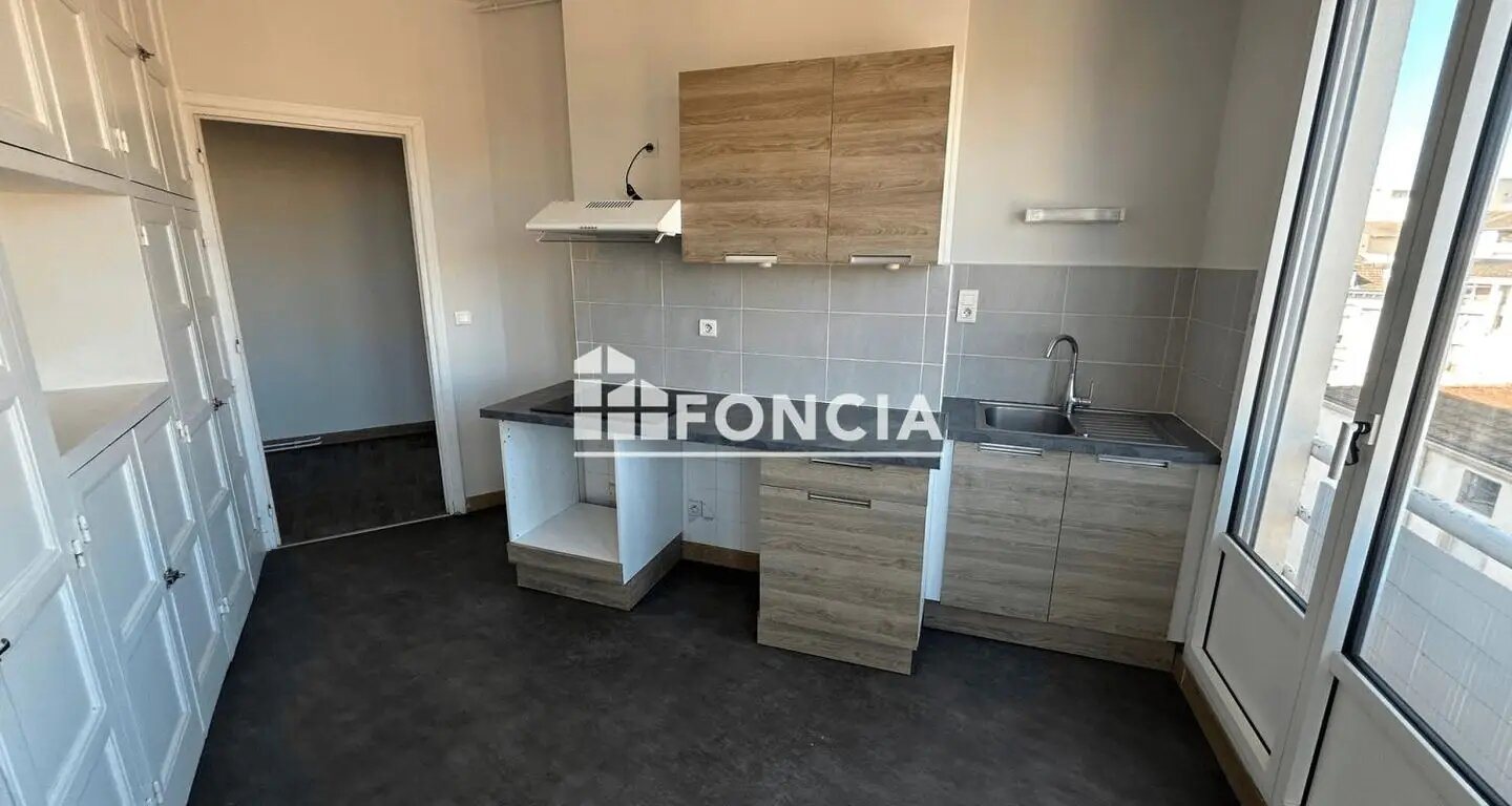 Appartement à louer, 81m², Roanne