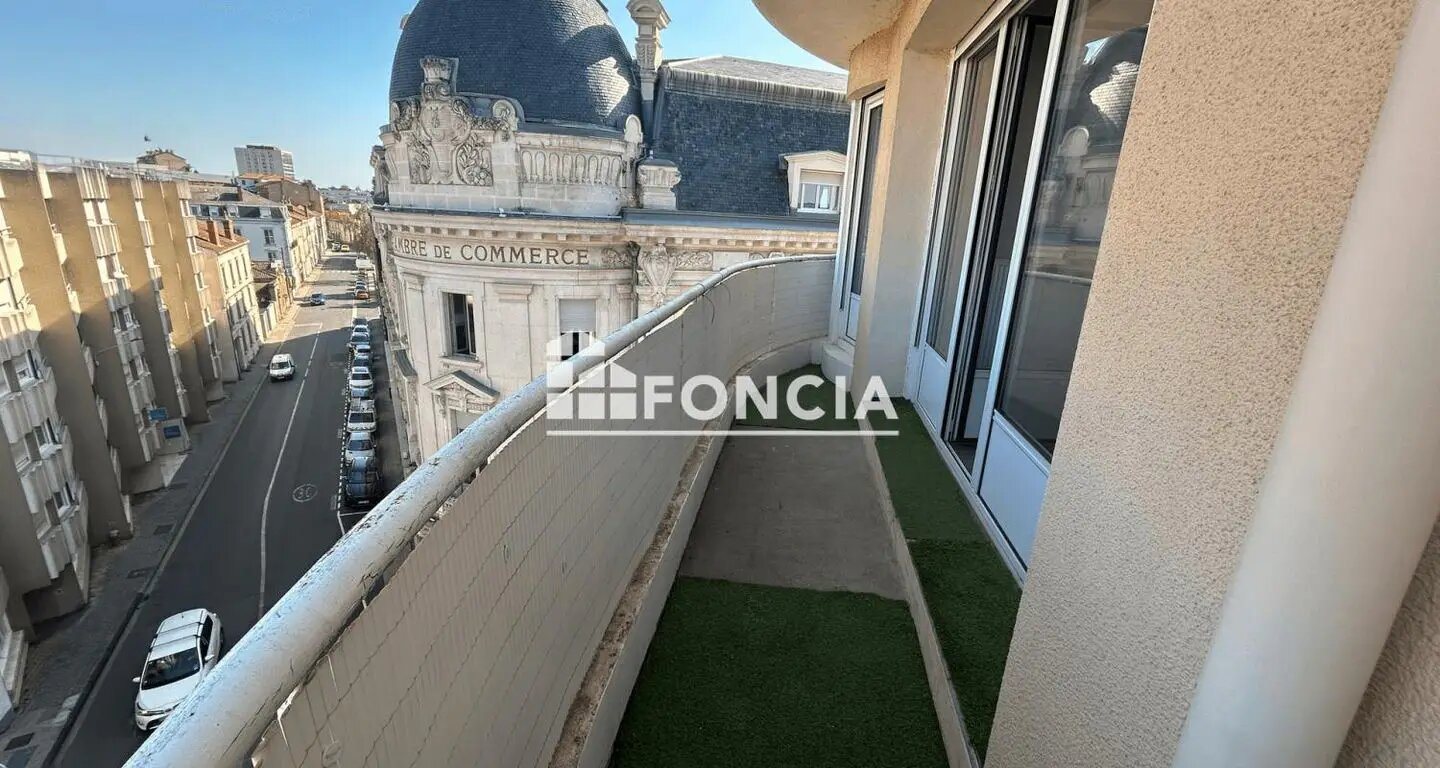 Appartement à louer, 81m², Roanne
