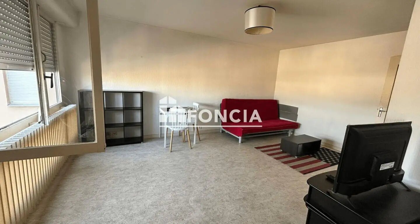 Appartement à louer, 34m², Roanne