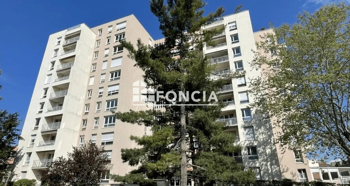 Appartement à louer, 34m², Roanne