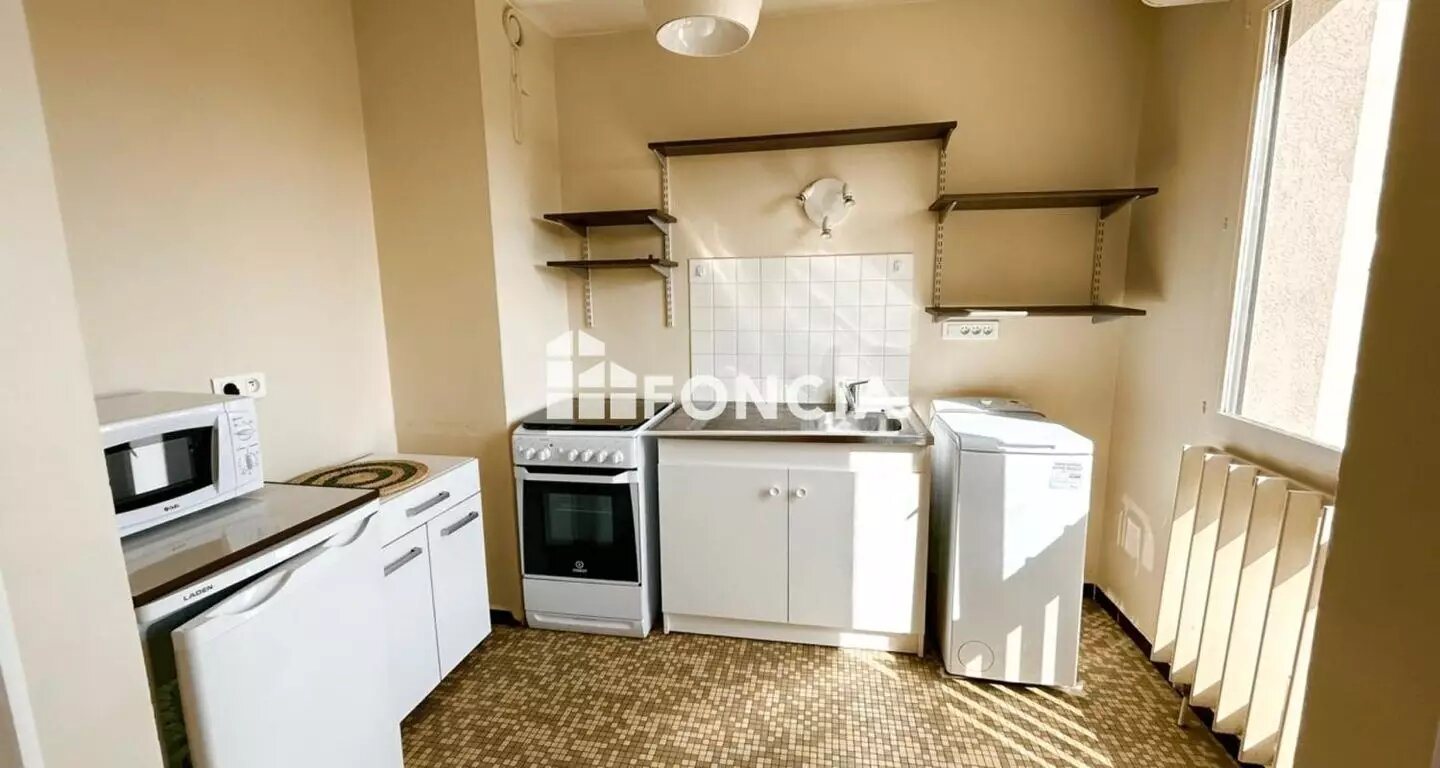 Appartement à louer, 34m², Roanne