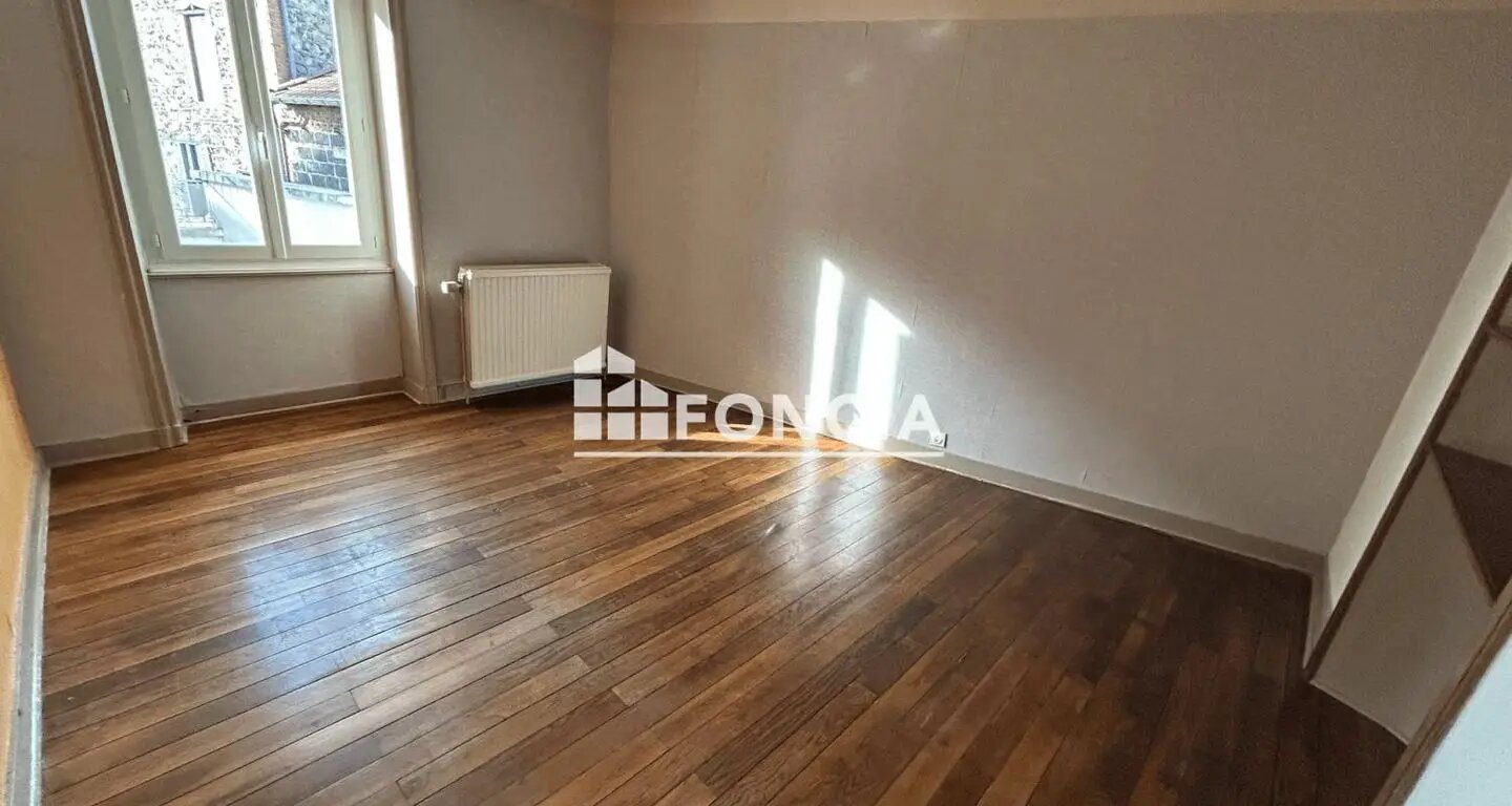 Maison à louer, 172m², Villemontais