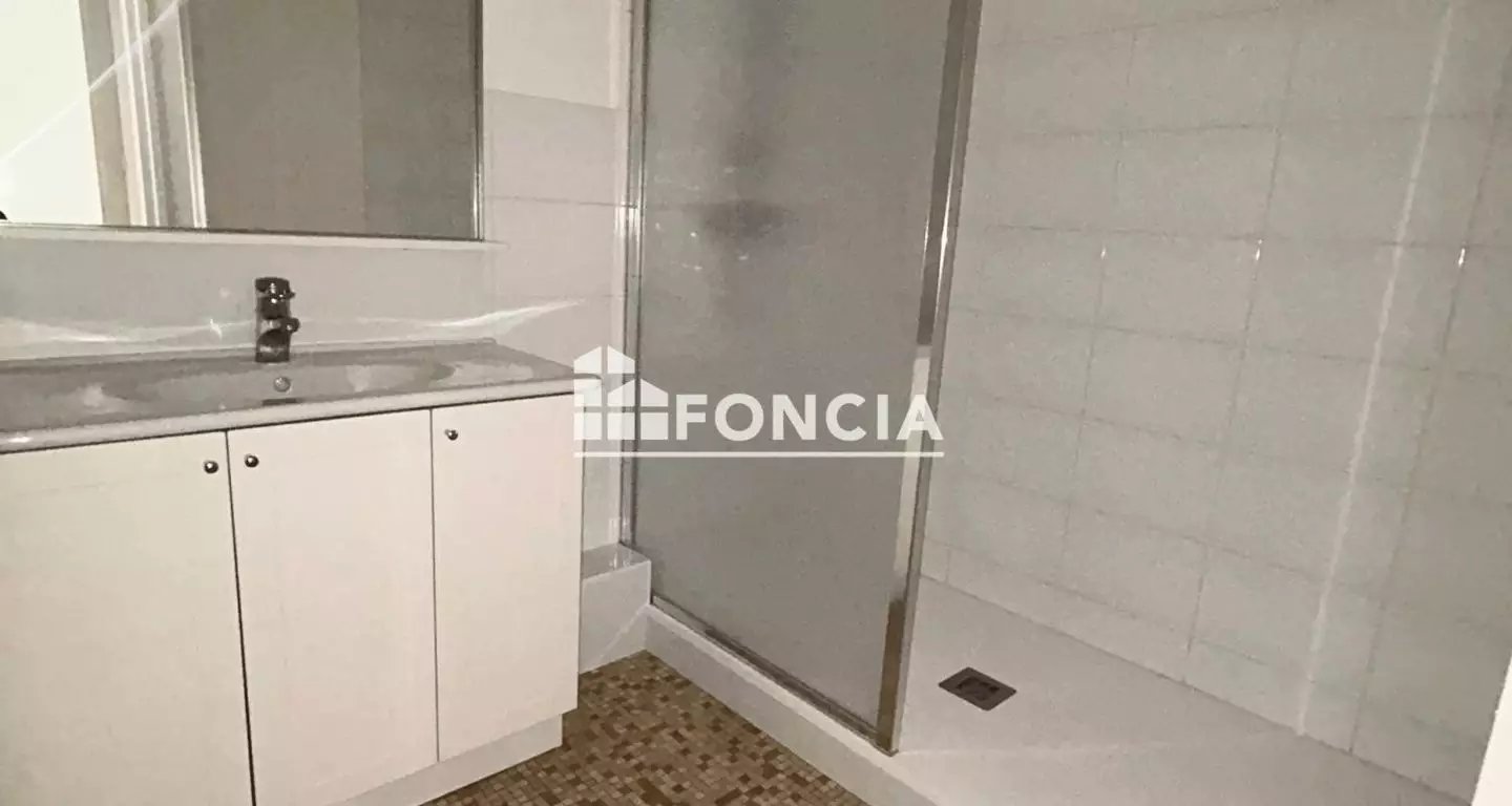 Appartement à louer, 75m², Roanne
