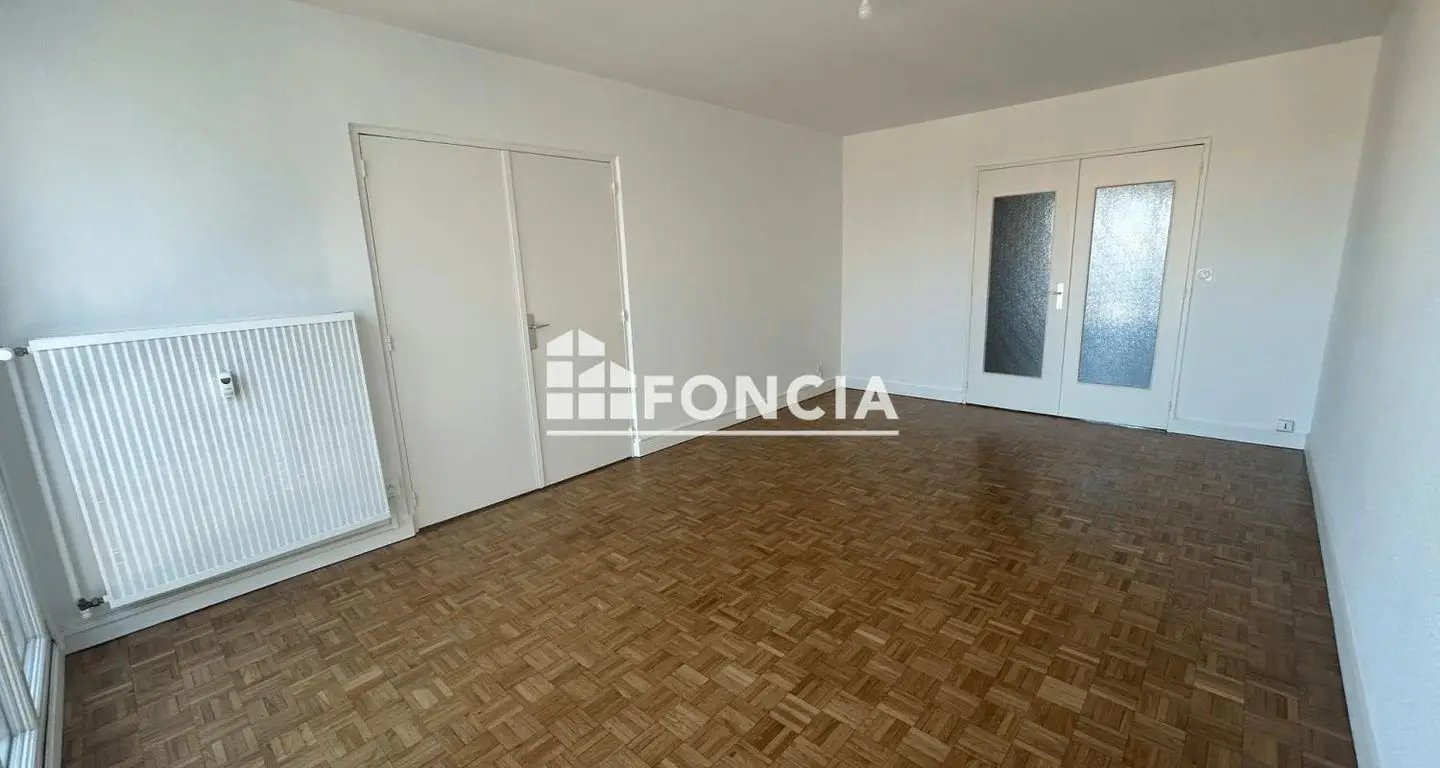 Appartement à louer, 75m², Roanne