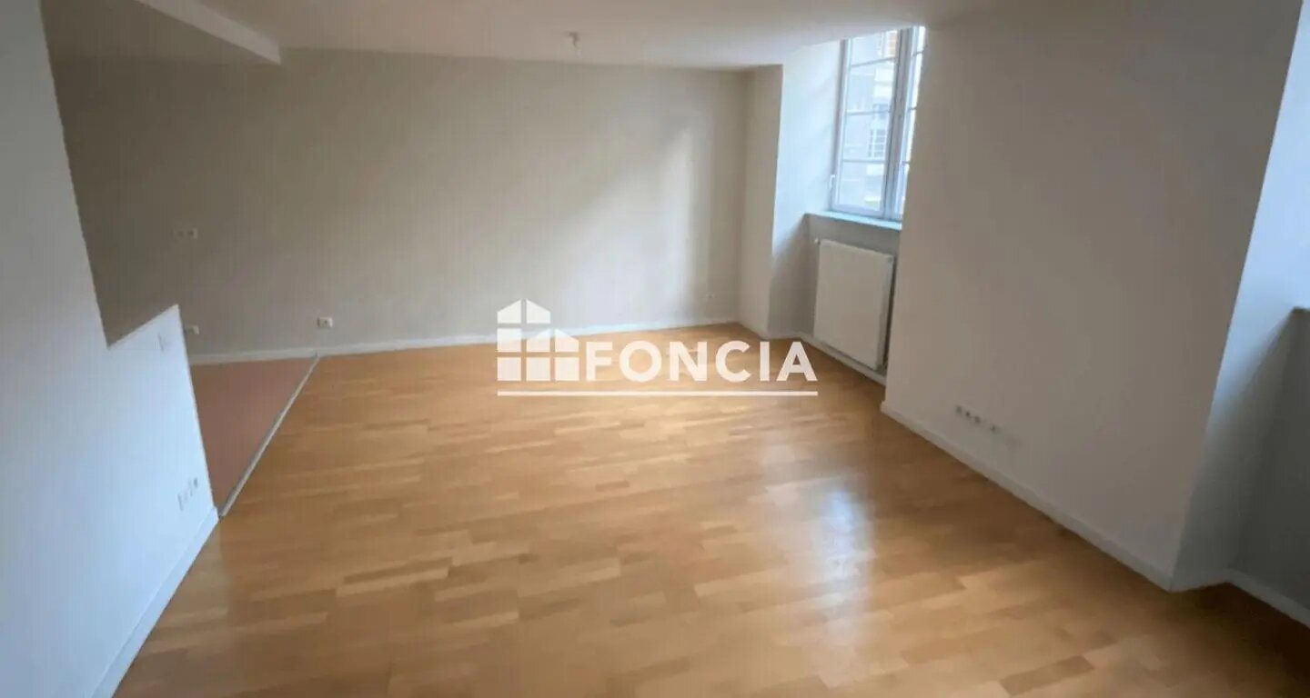 Appartement à louer, 84m², Riom