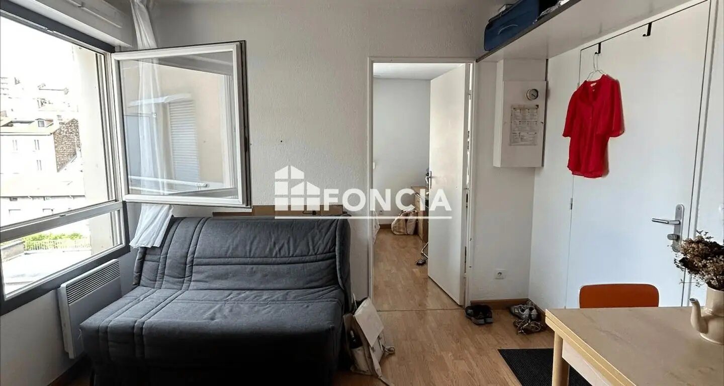 Appartement à louer, 27m², Saint-Etienne