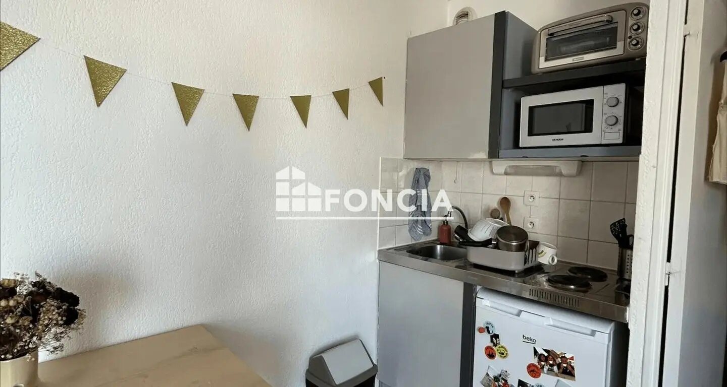 Appartement à louer, 27m², Saint-Etienne