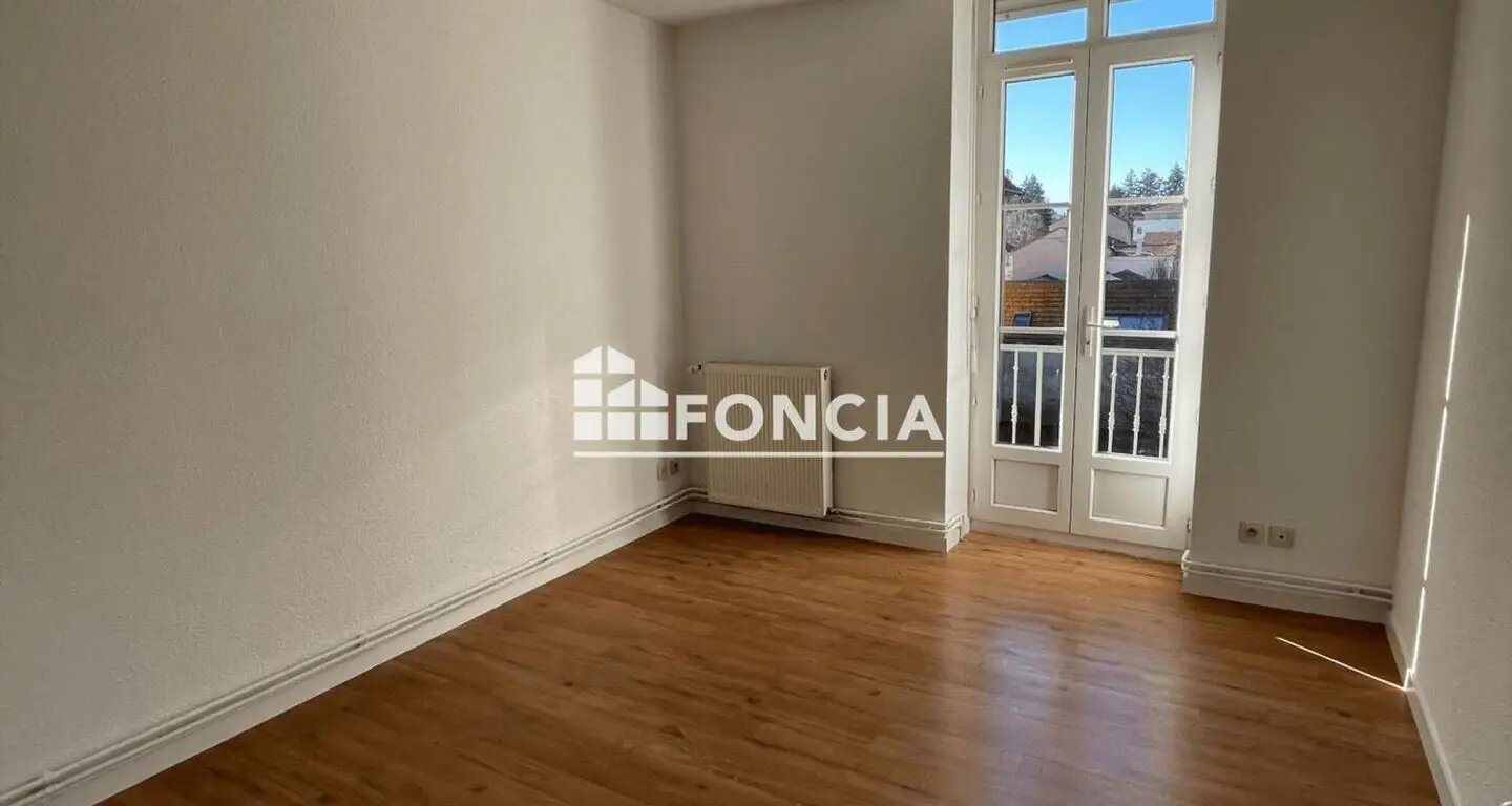 Appartement à louer, 71m², Riorges