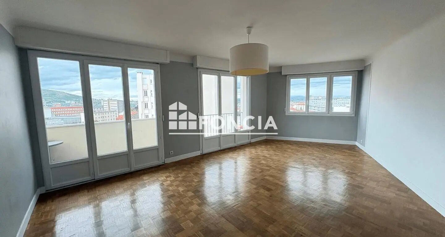 Appartement à louer, 101m², Clermont-Ferrand